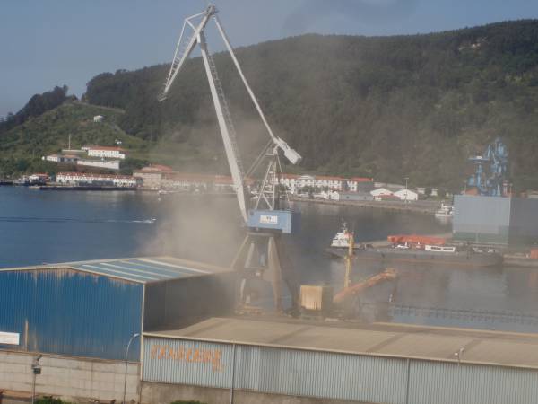 Contaminacion-Descargas_Porto_Ferrol.2010