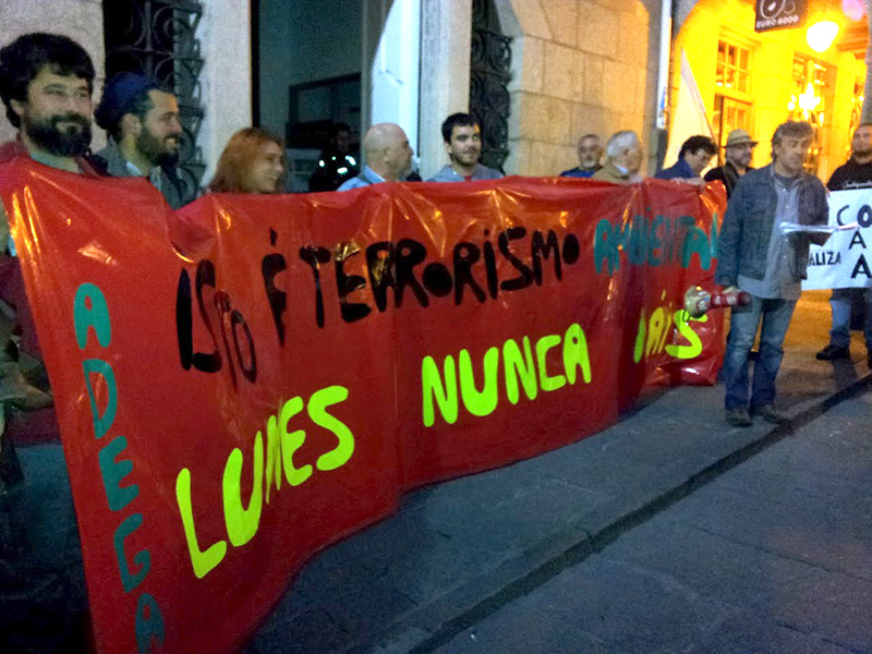 Plataforma_Defensa_Fragas_Eume._Protesta.2012