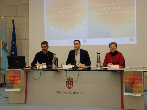 Fins Eirexas e Adela Figueroa de ADEGA co delegado de enerx�a, Pablo Rivera